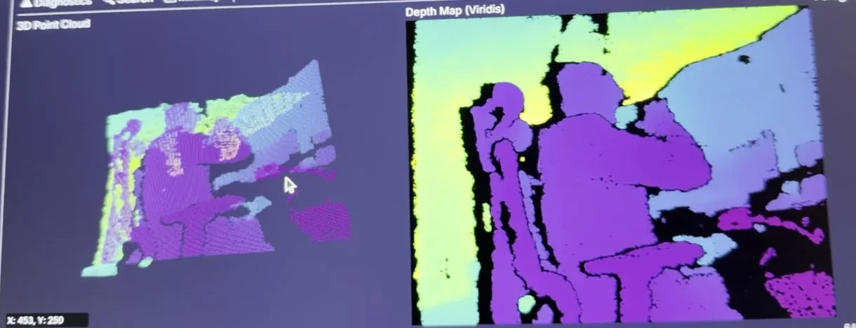 a room seen by a depth camera as points, beside its depth map